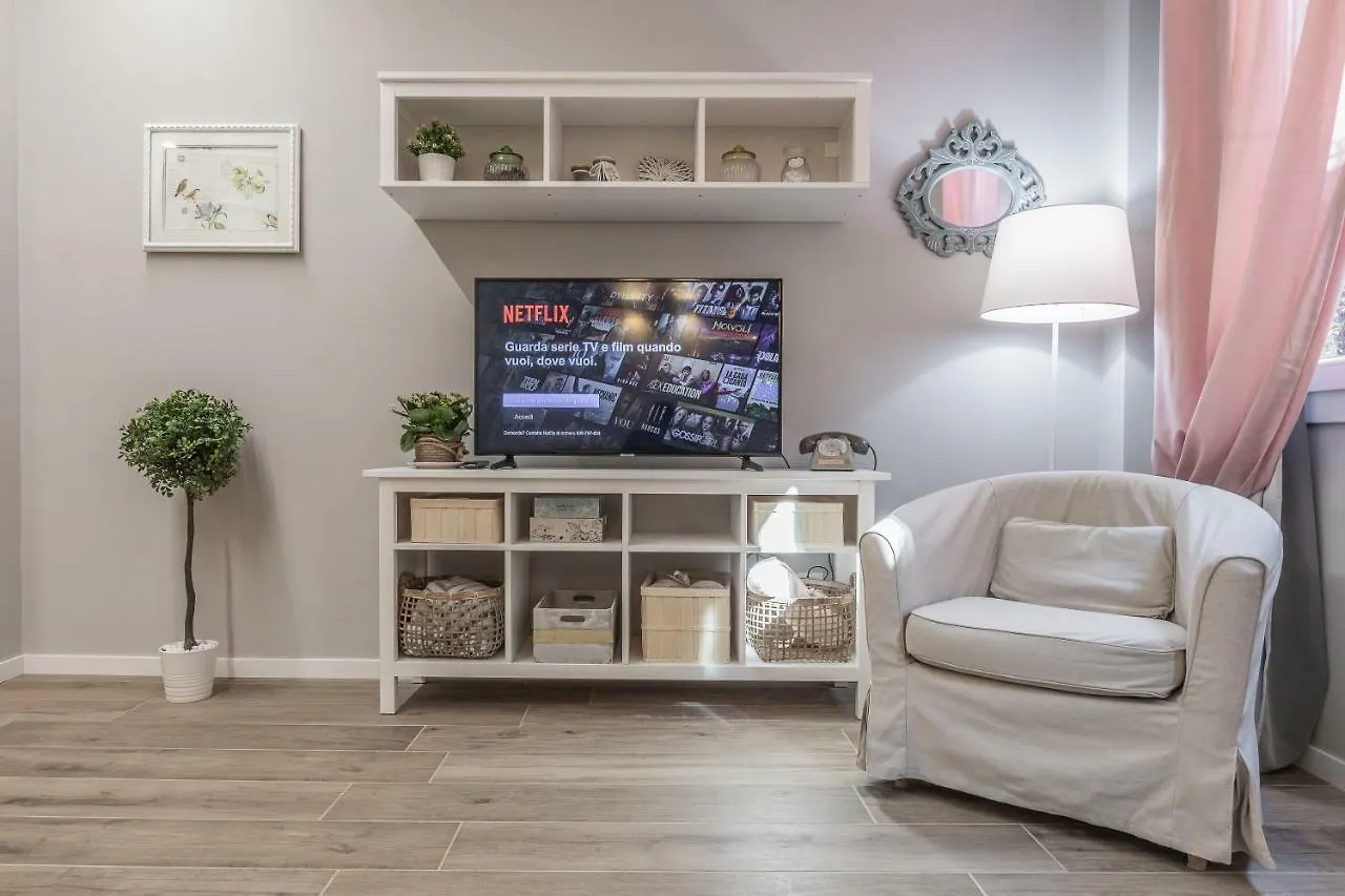 Borgonuovo Apartments Bologna Italy